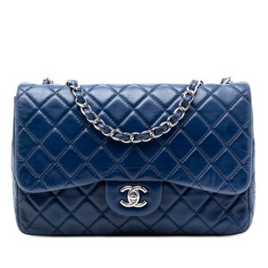 Pre-Loved Chanel Jumbo Classic Lambskin Single Flap